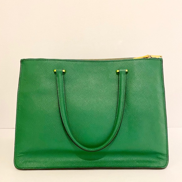 Prada Saffiano Cuir Large Double Zip Tote in Verte - Picture 3 of 15